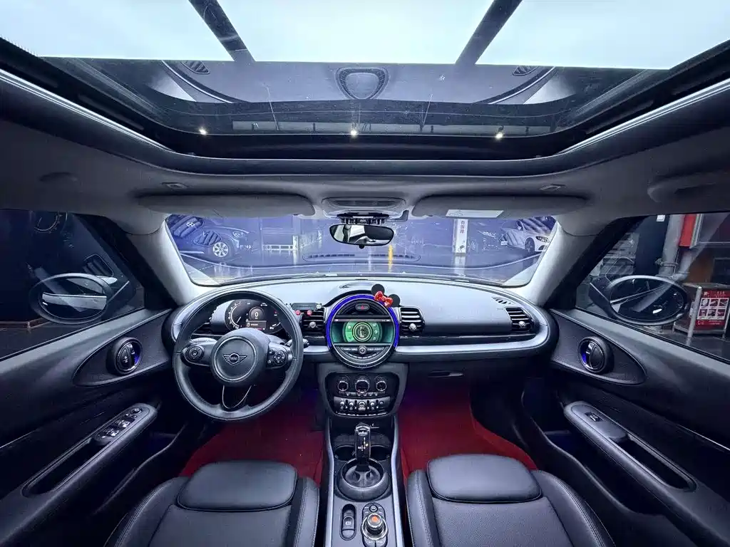 MINI Clubman 2021 — фото 12