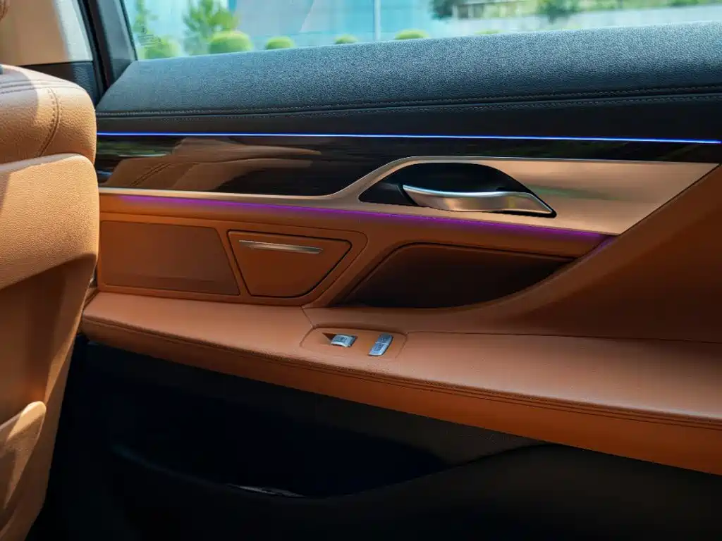BMW 7 Series 2018 — фото 14