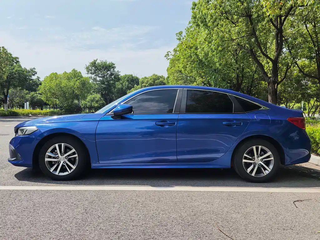 Honda Civic 2021 — фото 10