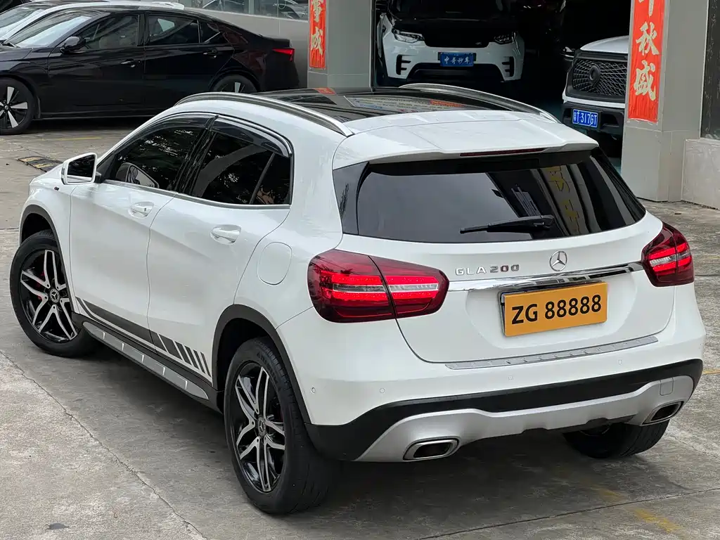 Mercedes-Benz GLA 2017