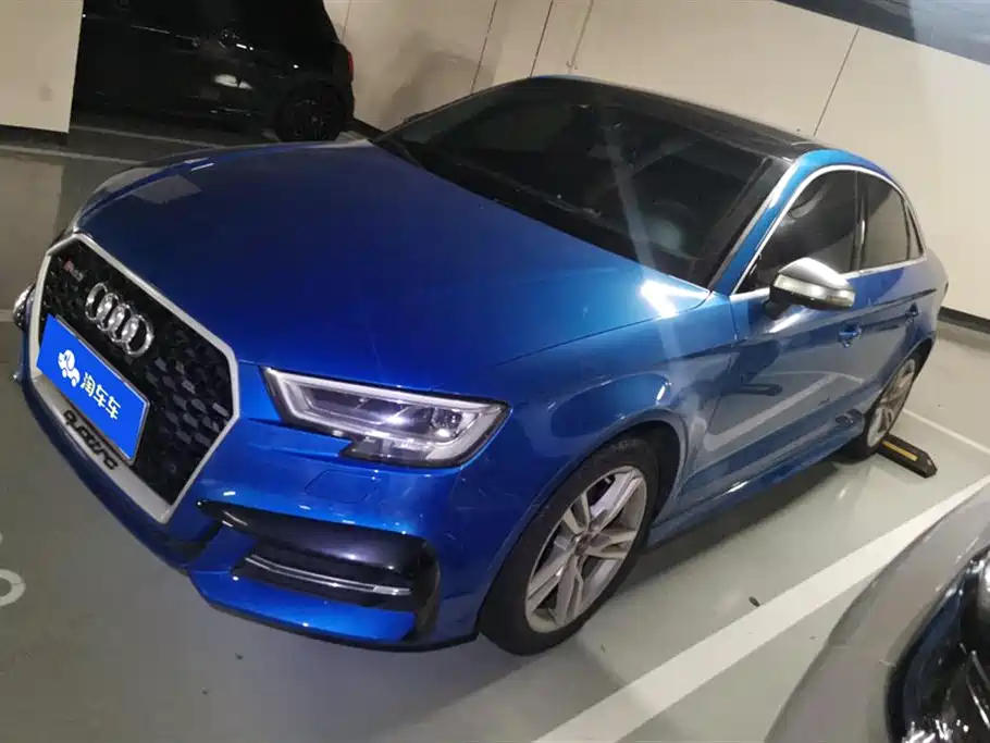 Audi A3 2019 — фото 1