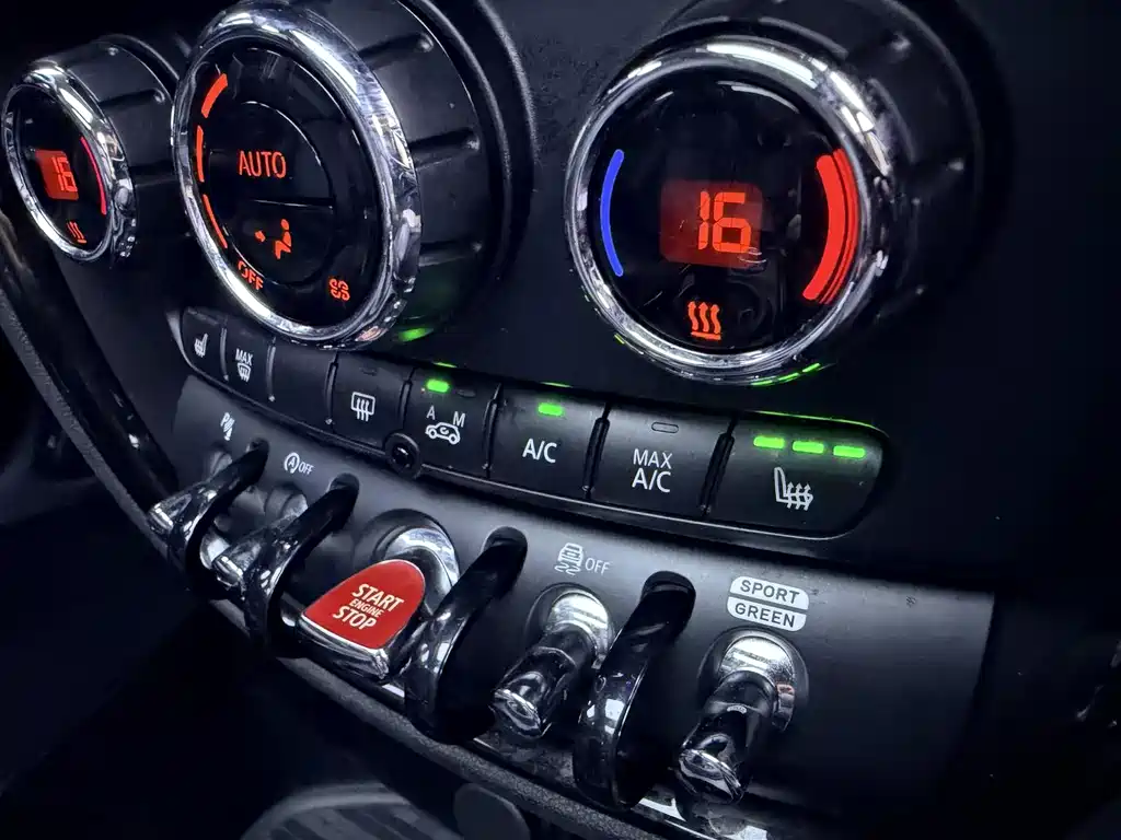 MINI Clubman 2020 — фото 16