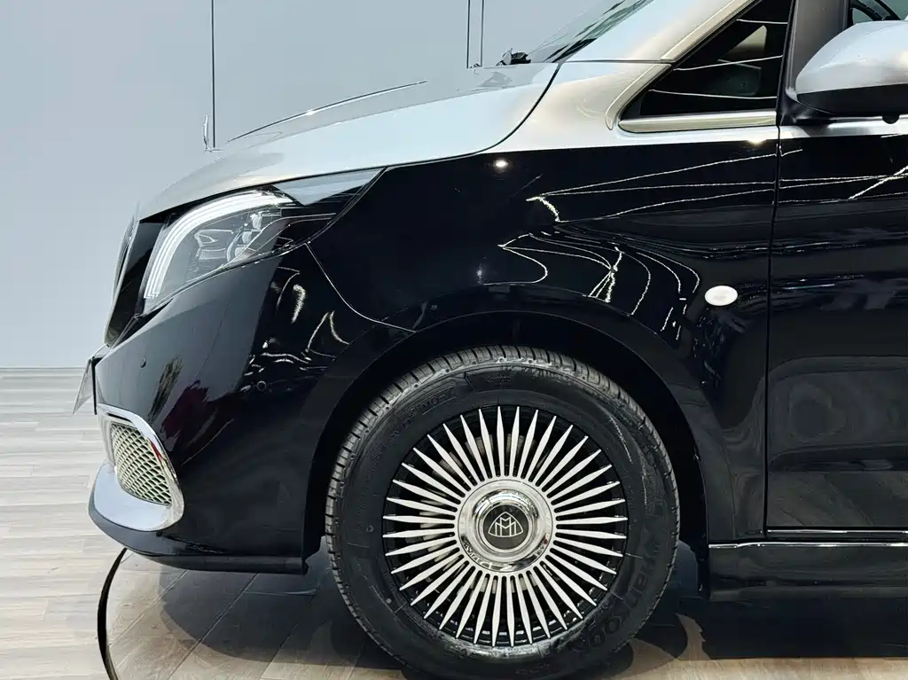 Mercedes-Benz Vito 2023 — фото 28
