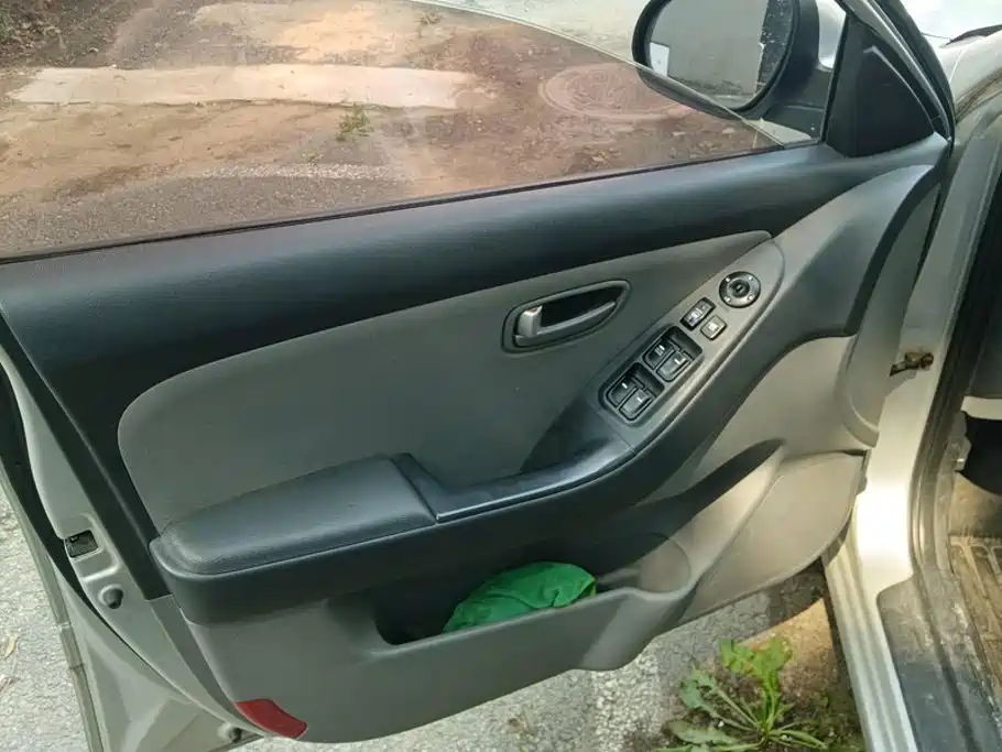 Hyundai Joyful 2011