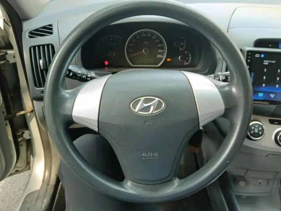 Hyundai Joyful 2011 — фото 15