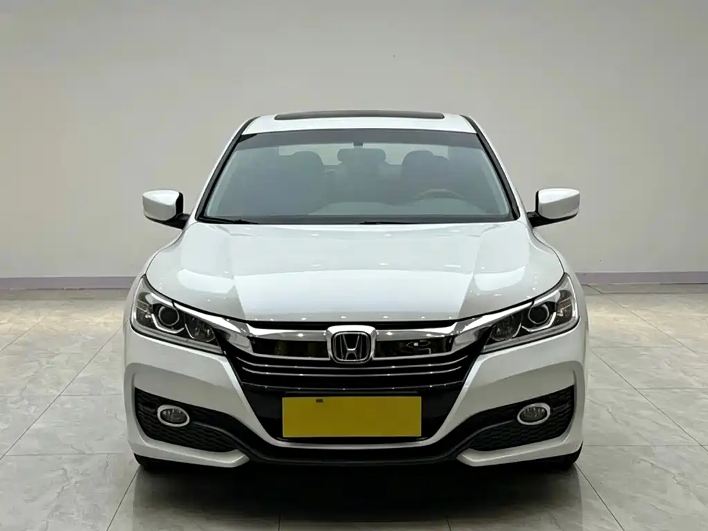 Honda Accord 2018 — фото 2