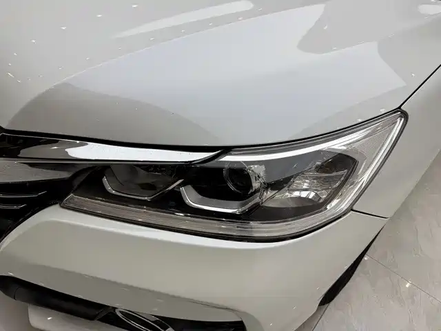 Honda Accord 2018 — фото 17