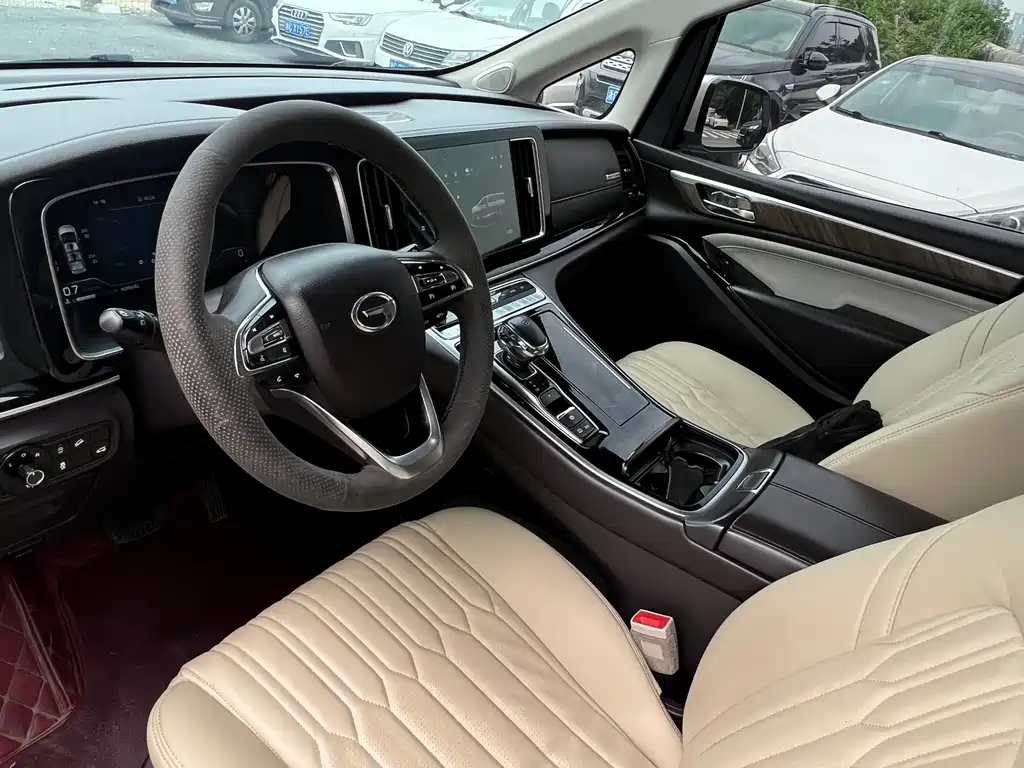 GAC Motor Trumpchi M8 2020 — фото 10