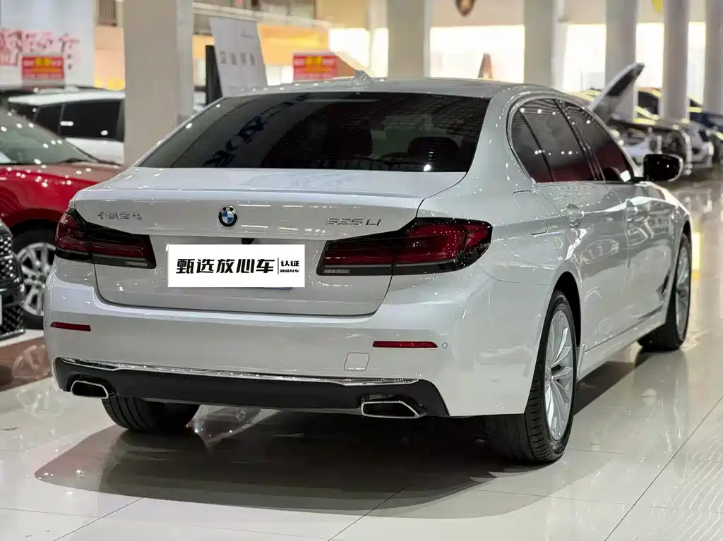 BMW 5 Series 2022