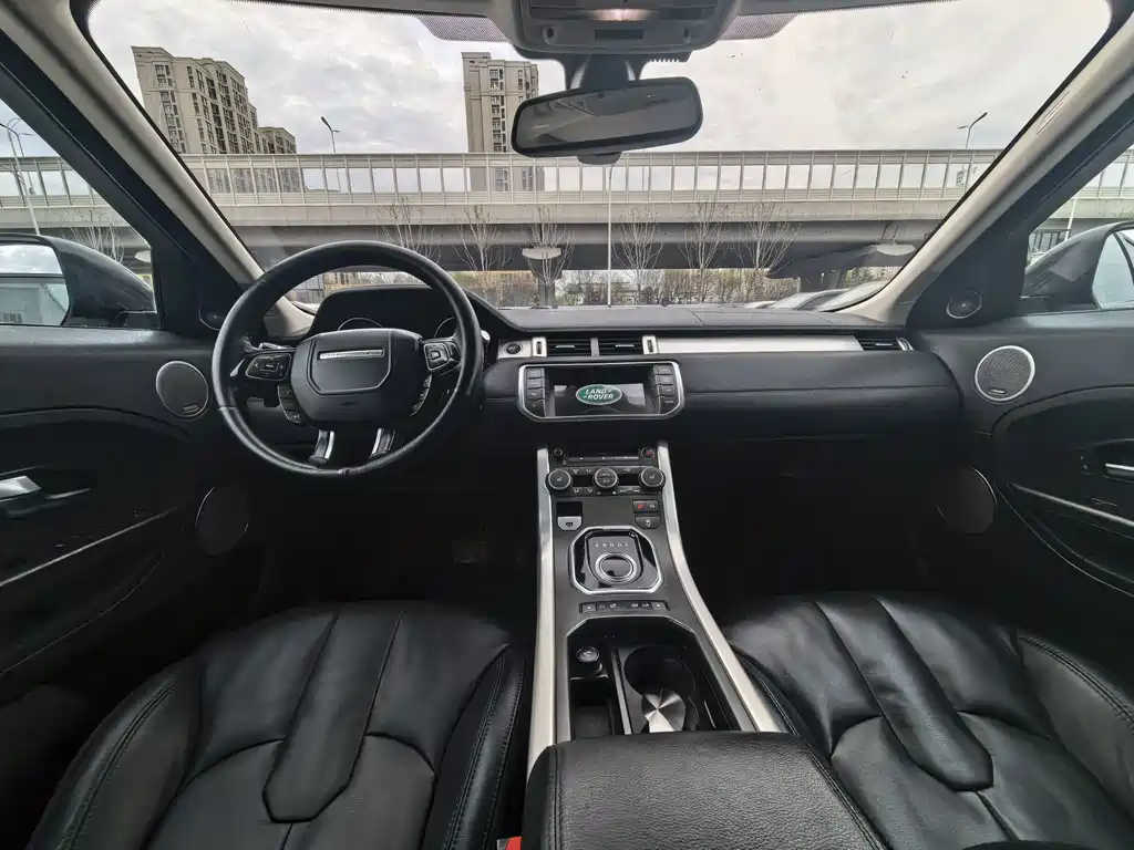 Land Rover Evoque 2015 — фото 8