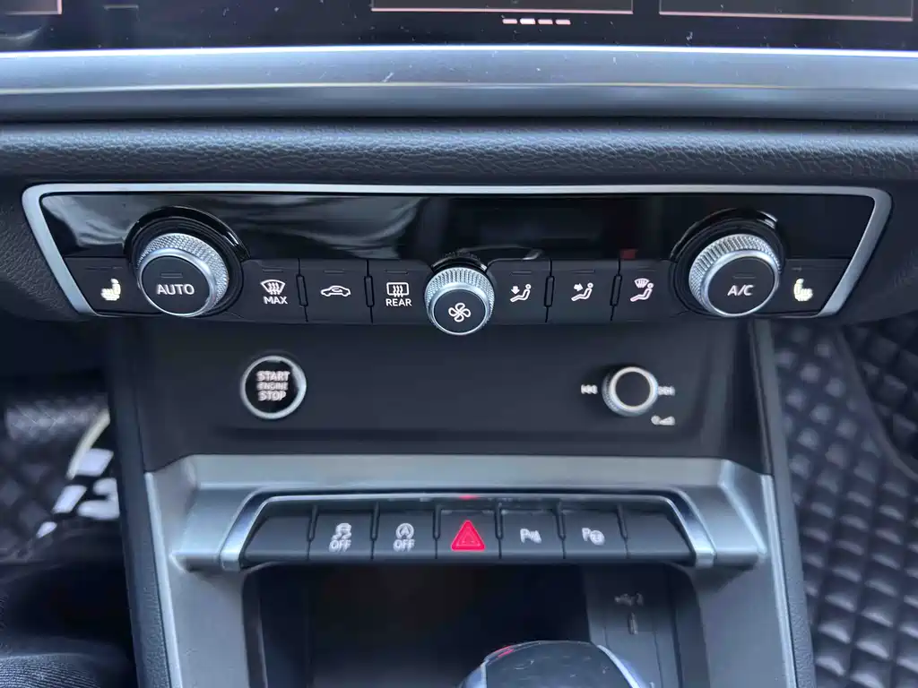 Audi Q3 2022 — фото 12