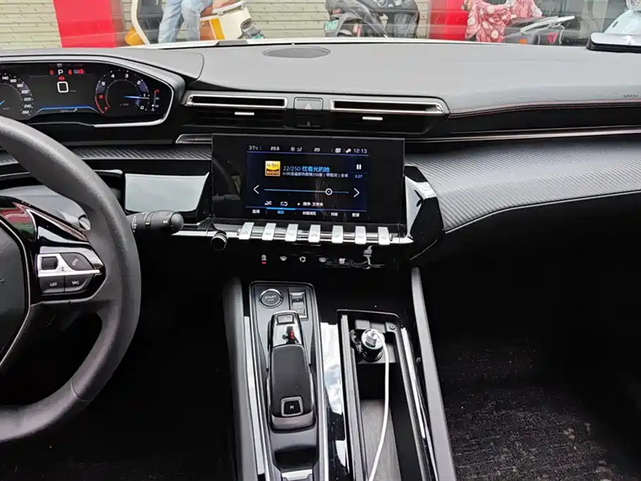 Peugeot 508 2025 — фото 13
