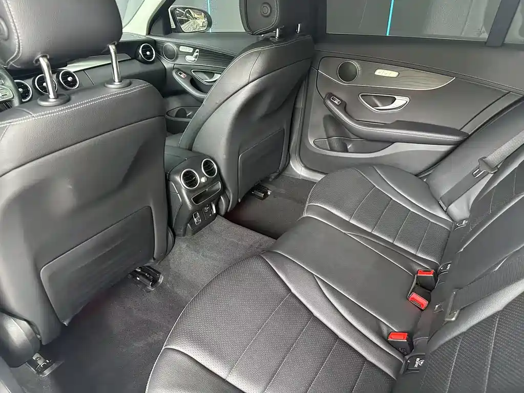 Mercedes-Benz C-Class 2021 — фото 10