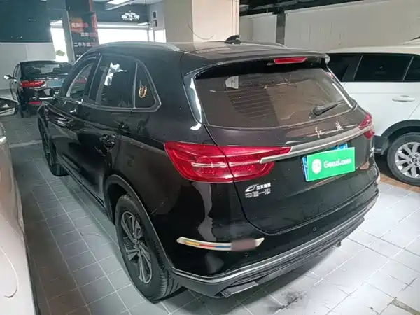 Hongqi HS5 2021