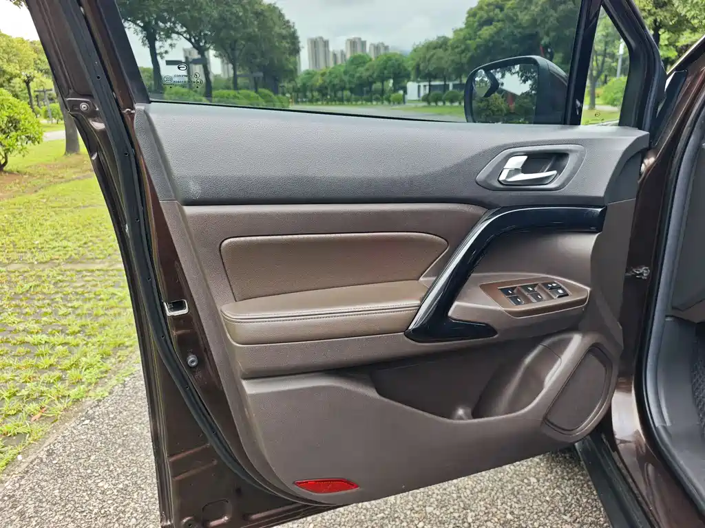 GAC Motor Trumpchi GS4 2016 — фото 14