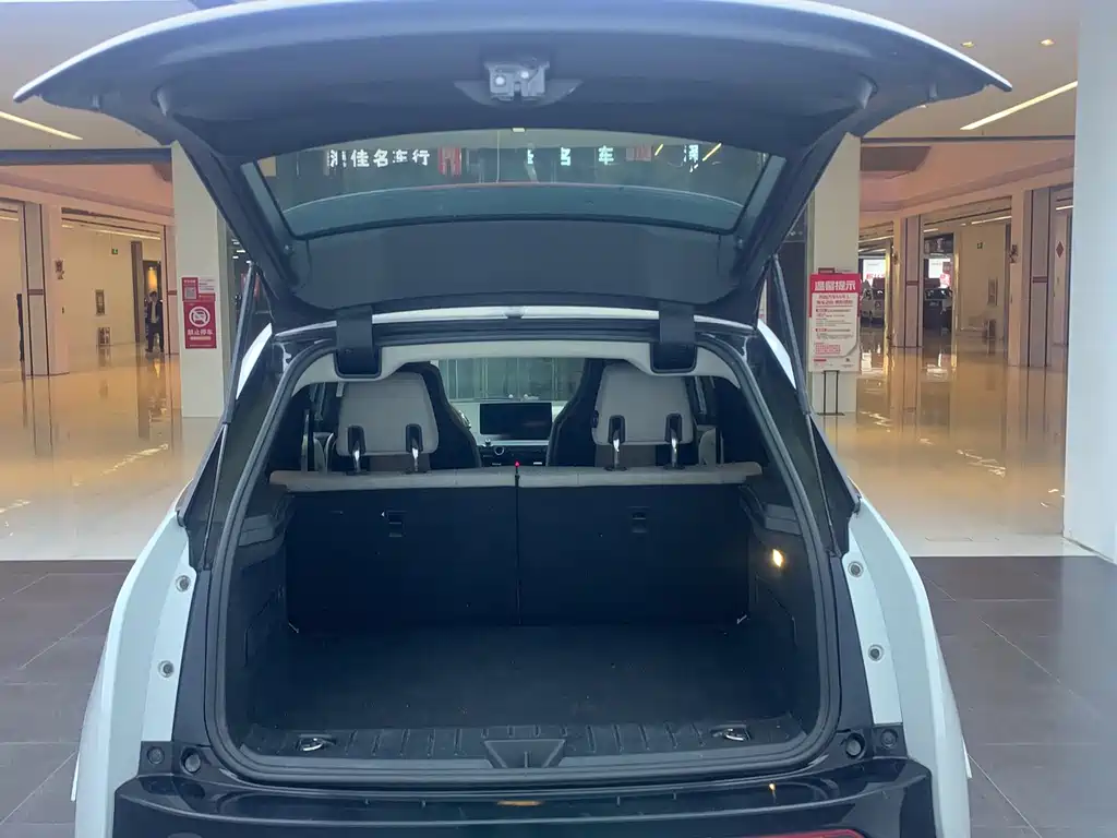 BMW i3 2016 — фото 18