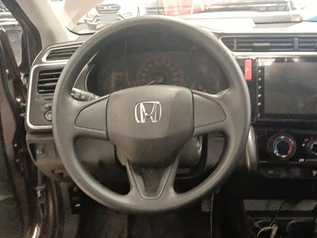 Honda Greiz 2016 — фото 11