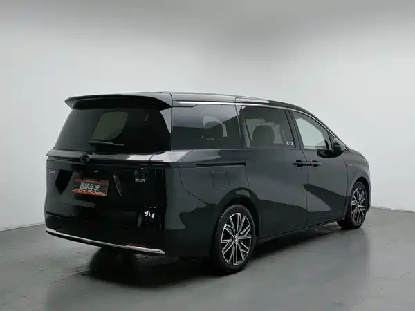 GAC Trumpchi E8 PHEV 2024