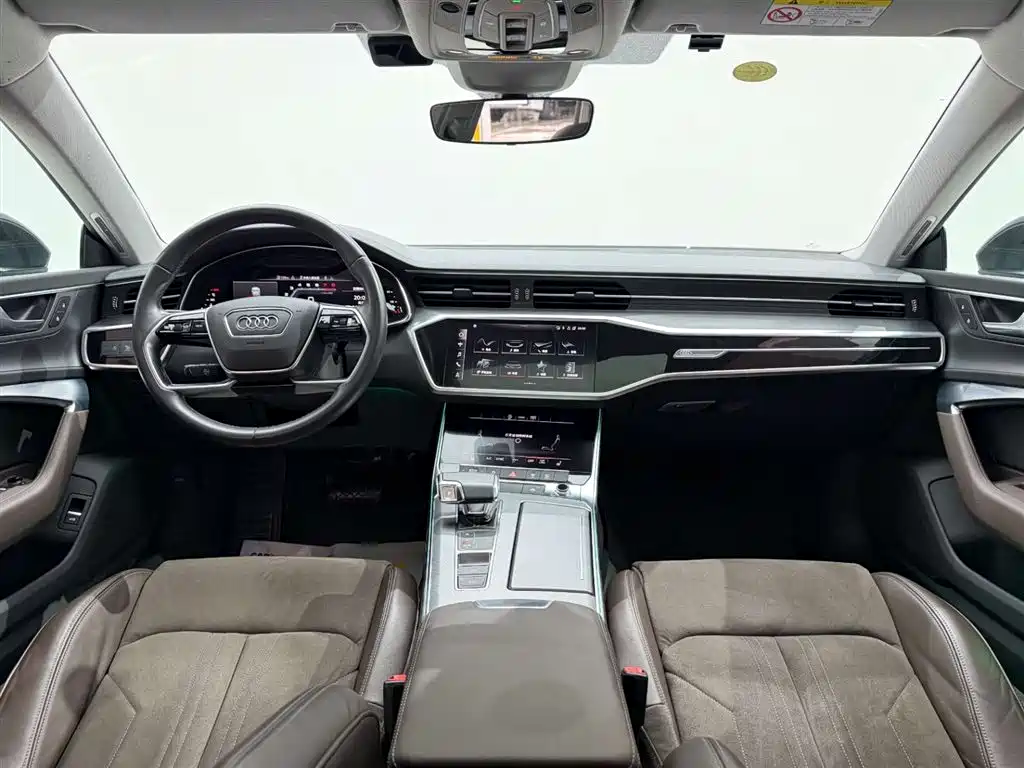 Audi A7L 2022 — фото 24