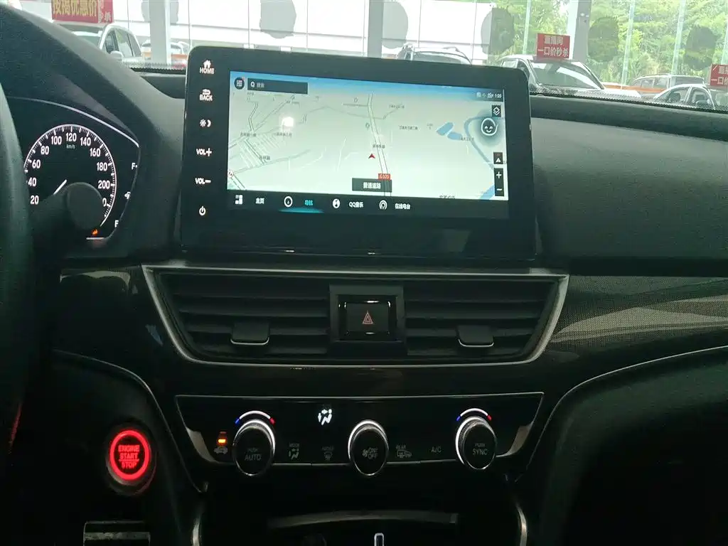 Honda Accord 2022 — фото 13