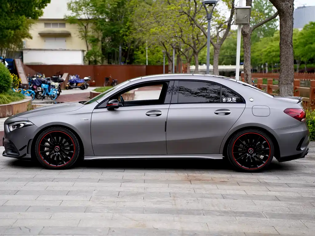 Mercedes-Benz A-Class AMG 2022 — фото 3