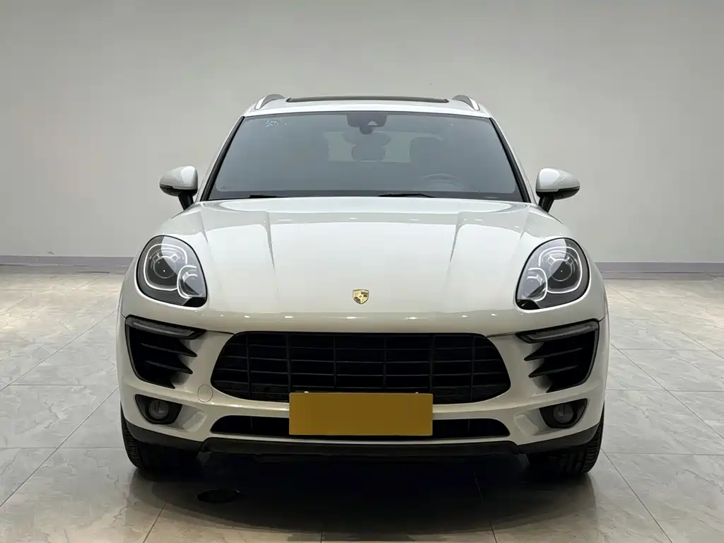 Porsche Macan 2016 — фото 1