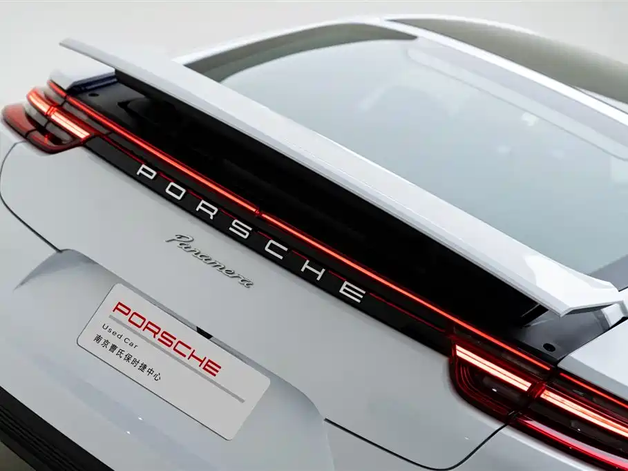 Porsche Panamera 2019 — фото 7
