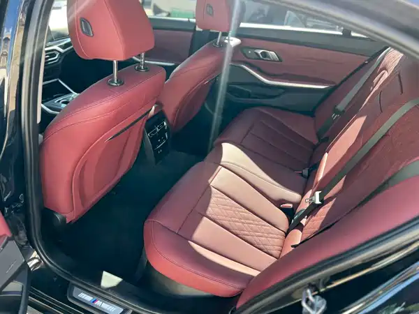 BMW 3 Series 2023