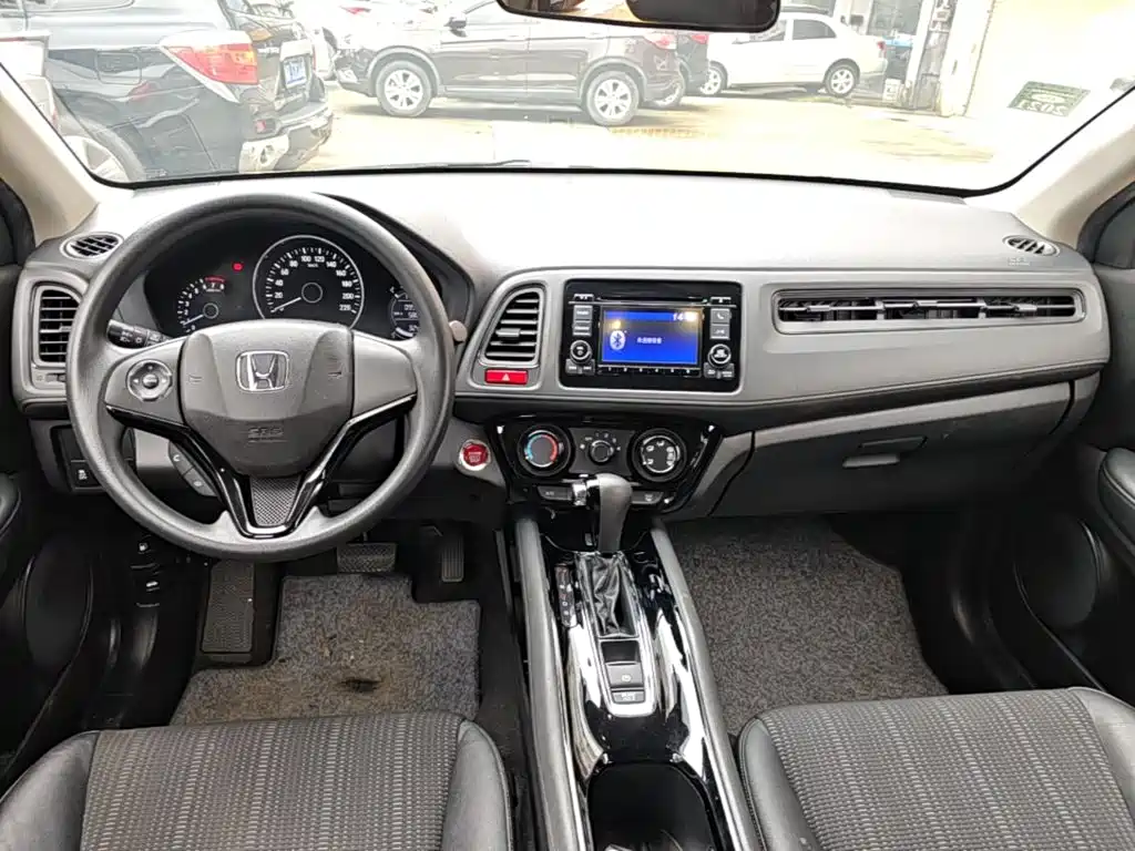 Honda Vezel 2017 — фото 10