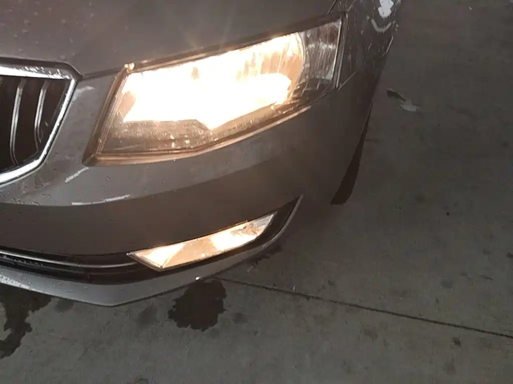 Skoda Octavia 2016 — фото 24