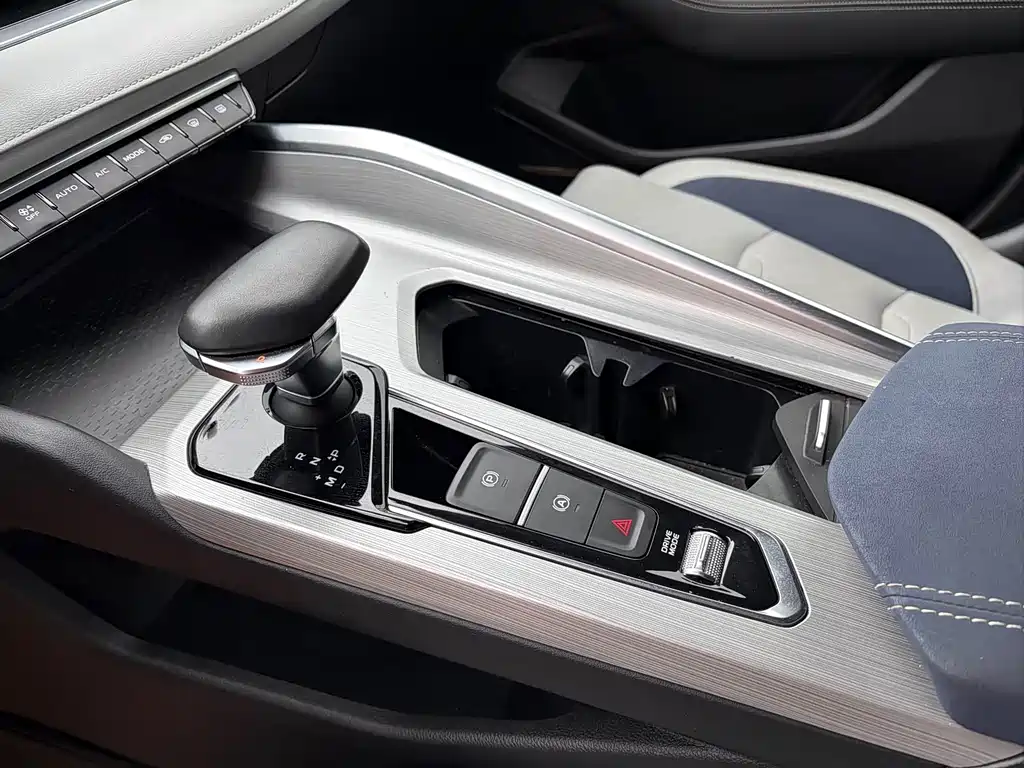Geely Xingrui 2022 — фото 10