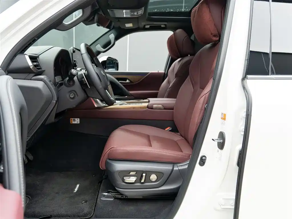 Lexus LX 2026 — фото 10