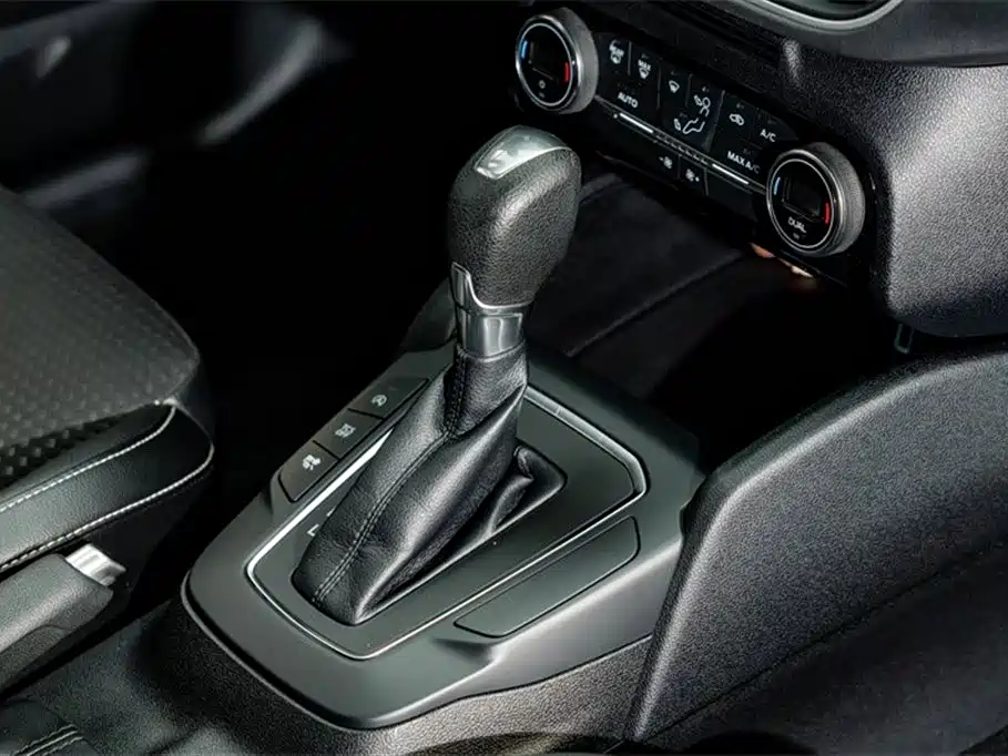 Ford Focus 2019 — фото 18