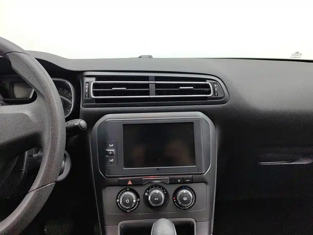 Citroën C4 Sega 2018 — фото 12