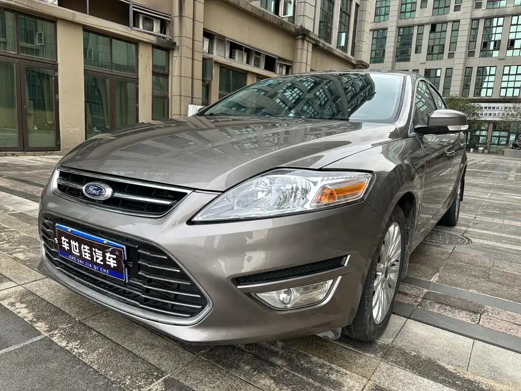 Ford Mondeo Zhisheng 2013