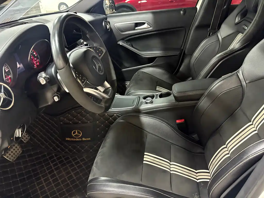 Mercedes-Benz GLA 2018 — фото 8