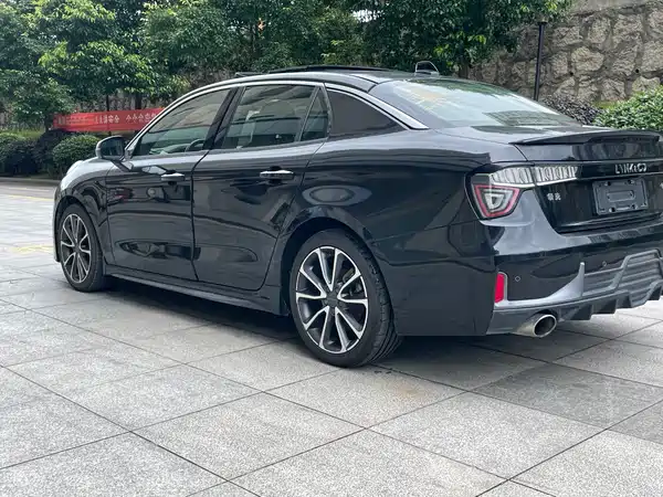 Lynk & Co 03 2019