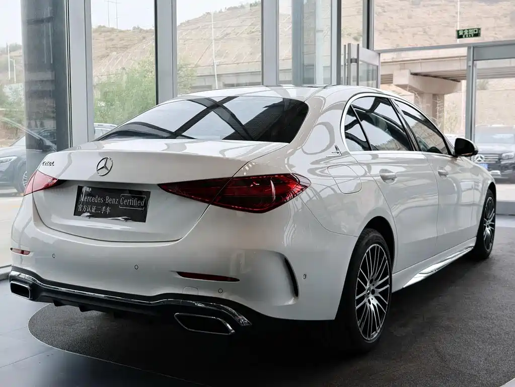 Mercedes-Benz C-Class 2023 — фото 8