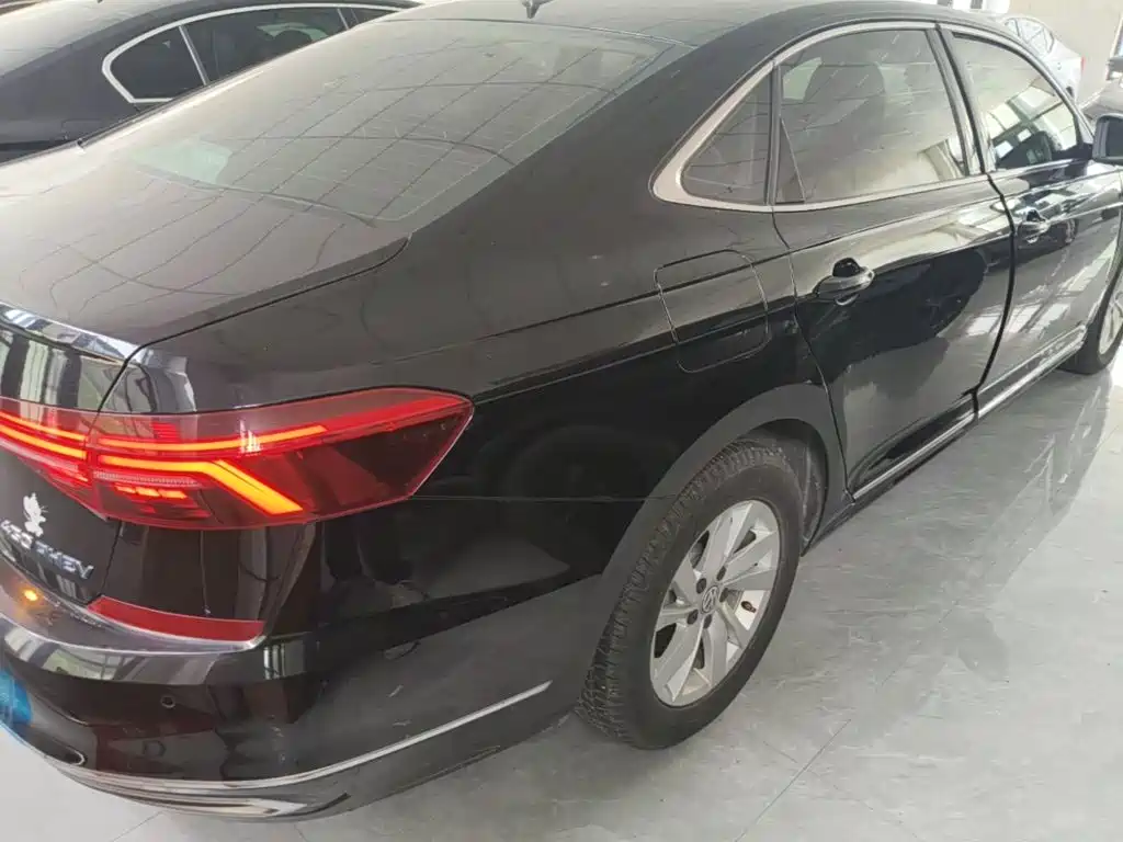 Volkswagen Passat PHEV 2020 — фото 7