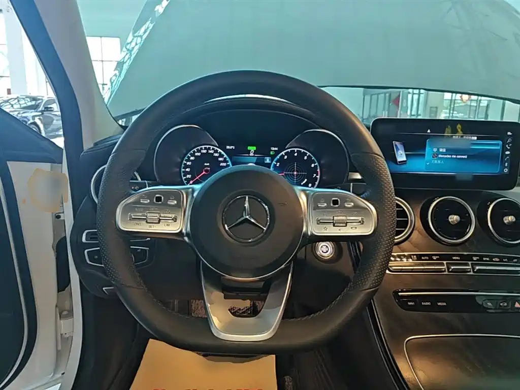 Mercedes-Benz C-Class 2021 — фото 11