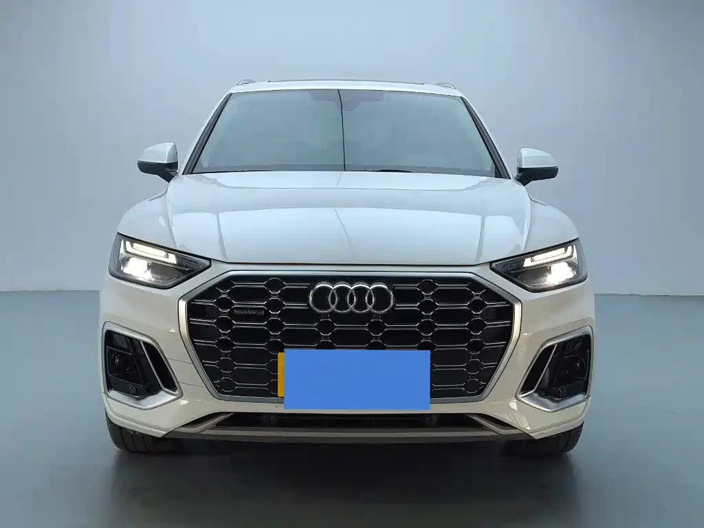 Audi Q5L 2023 — фото 2