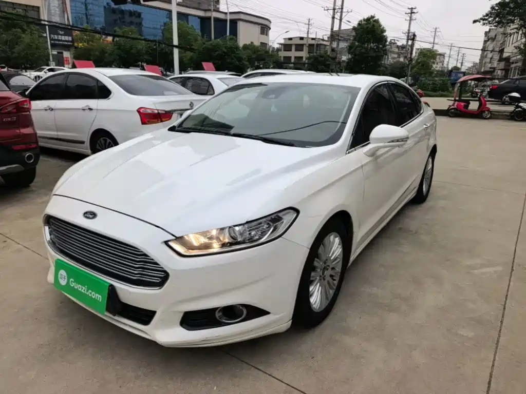 Ford Mondeo 2014 — фото 2