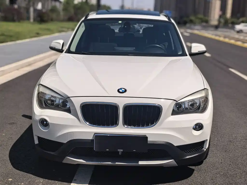 BMW X1 2014 — фото 2