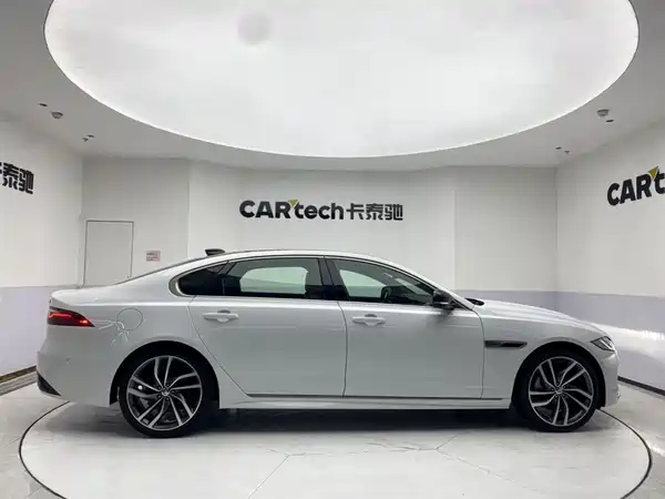 Jaguar XFL 2024
