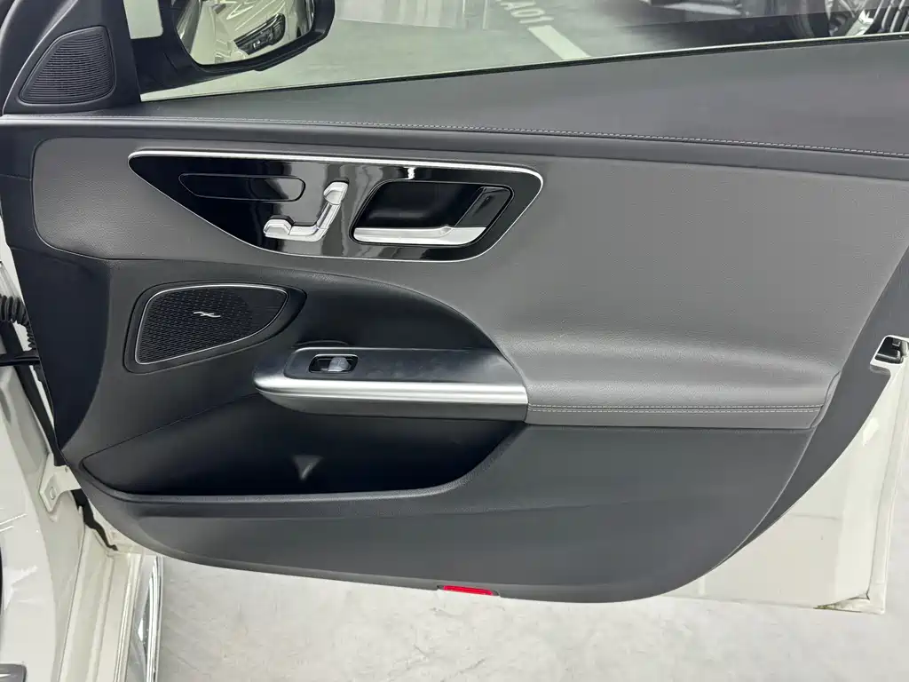 Mercedes-Benz C-Class 2022 — фото 13