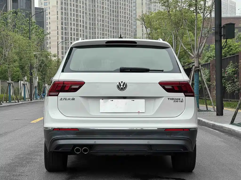 Volkswagen Tiguan L 2021 — фото 13