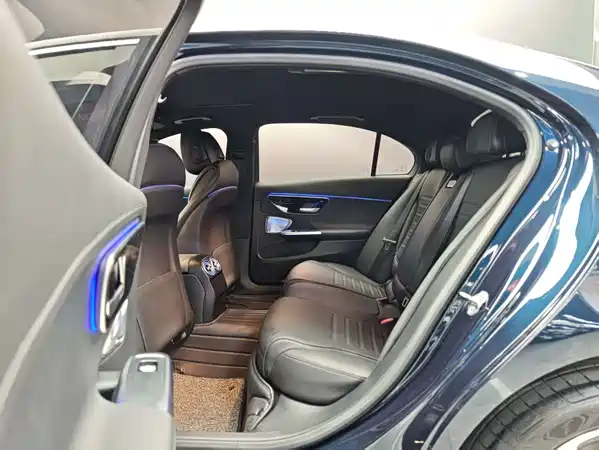 Mercedes-Benz C-Class 2022