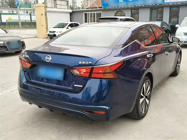 Nissan Teana 2021