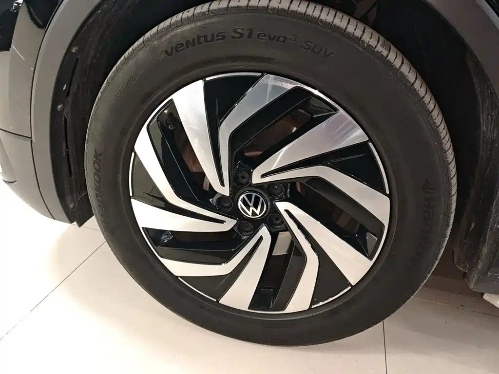 Volkswagen Tiguan L 2022 — фото 23