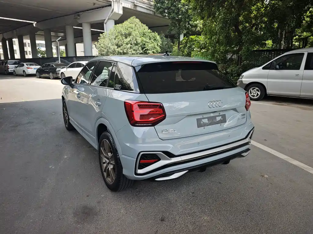 Audi Q2L 2022